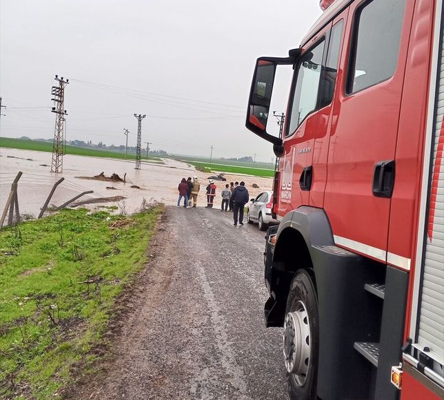 Mardin'de sağanak yağış hayatı olumsuz etkiledi