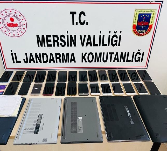 Mersin'de yasa dışı bahis operasyonunda yakalanan 12 zanlı tutuklandı