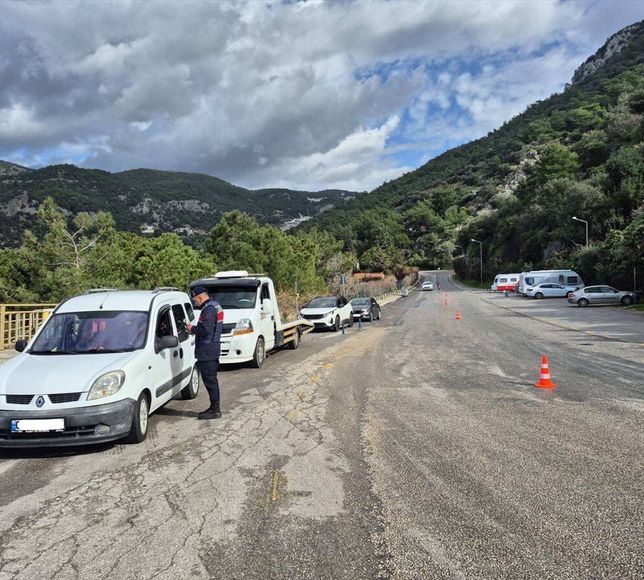 Muğla'da çeşitli suçlardan aranan 123 kişi yakalandı