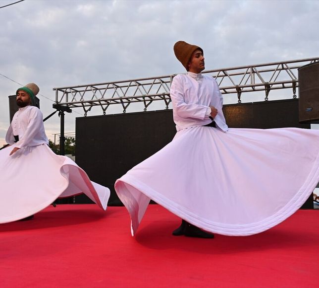 Osmaniye'de geleneksel sokak iftarı