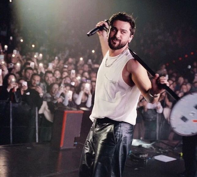 Rus şarkıcı ve şarkı yazarı Jony, Türkiye'deki ilk solo konserini verdi