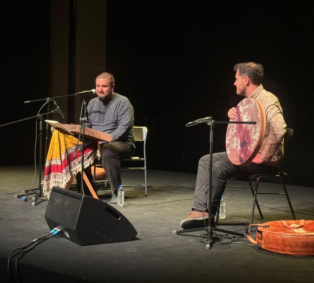 Sedat Anar'ın 'İlahiler, Deyişler ve Nefesler' konseri AKM'de müzikseverlerle buluştu