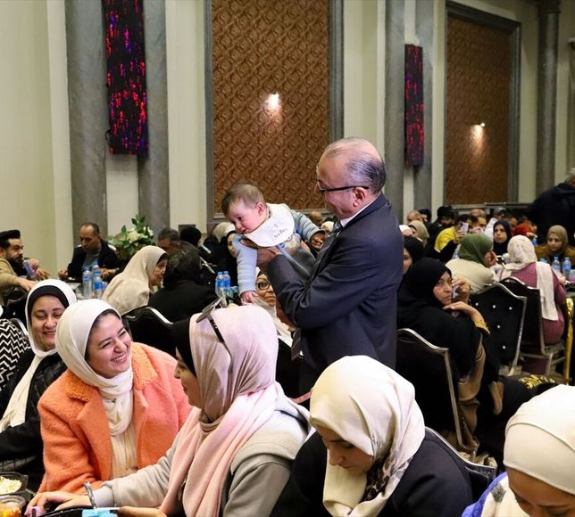 Türkiye'nin Mısır Büyükelçiliği ile İHH'dan Mısır'daki Filistinlilere ramazan yardımı