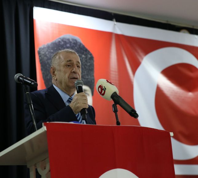 Zafer Partisi Genel Başkanı Özdağ, Kayseri'de partisinin iftar programına katıldı