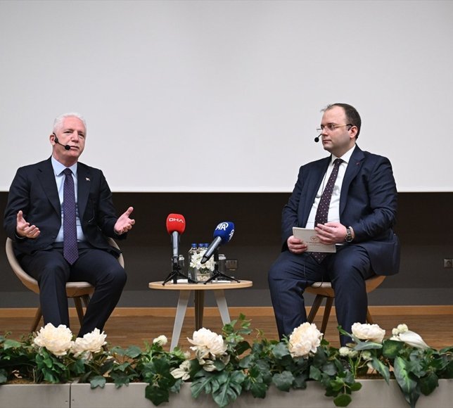 '2. İstanbul Aşı ile Güvende Pandemi Deneyimi Sempozyumu' düzenlendi