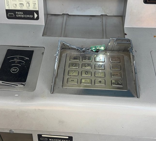 Adana'da ATM'lere zarar veren zanlı tutuklandı
