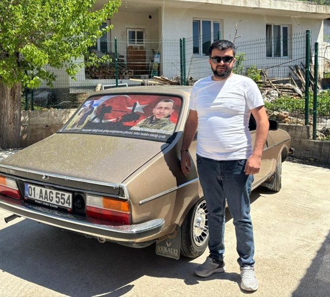 Adana'da gazi satmak zorunda kaldığı aracına yeniden kavuştu