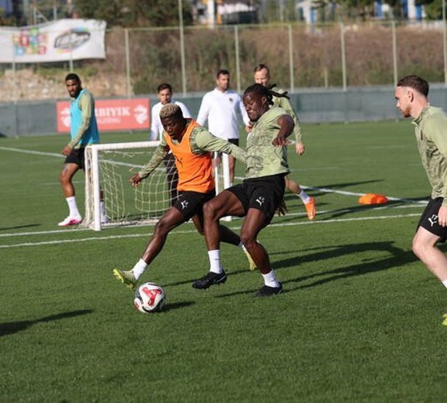 Alanyaspor, Trabzonspor maçının hazırlıklarına başladı