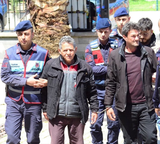 Aydın'da izinsiz kazıda göçük altında kalan kişinin ölümüne ilişkin 4 kişi tutuklandı