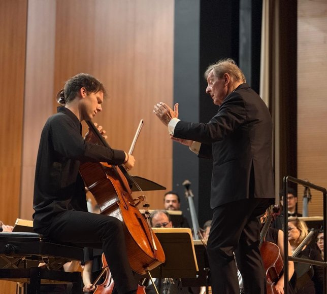 BBDSO'dan Prof. Dr. Ayhan Kızıl anısına konser