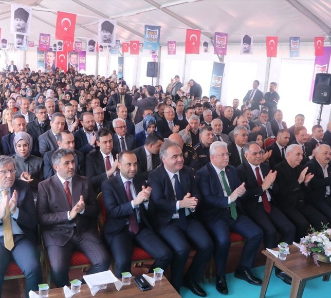 Çankırı 2. Kitap Günleri kitapseverlere kapılarını açtı