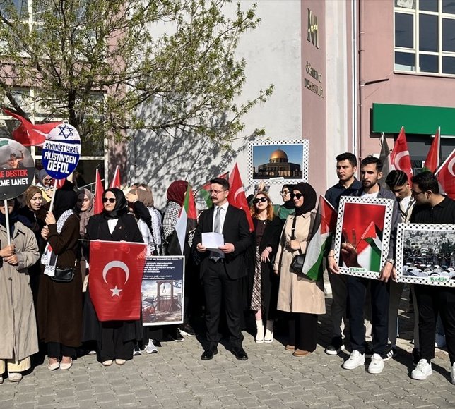 ÇOMÜ'de İsrail'in Filistinli esirleri hedef alan idam yasası kınandı