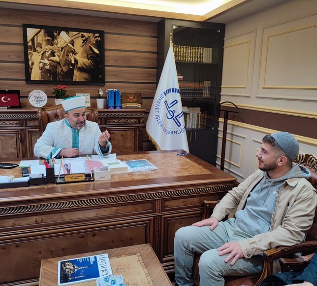 Dinler tarihini araştıran Sırbistanlı David, Sakarya'da Müslüman oldu