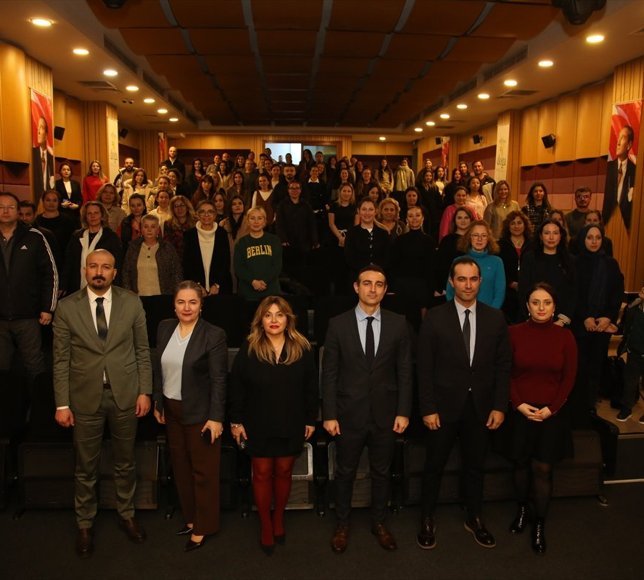 Doğa Kolejinden yapay zeka çağında öğretmen odaklı dönüşüm