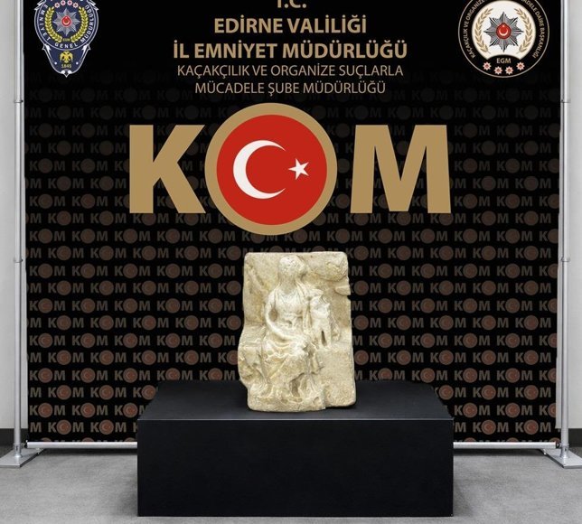 Edirne'de Roma dönemine ait Kybele heykeli ele geçirildi