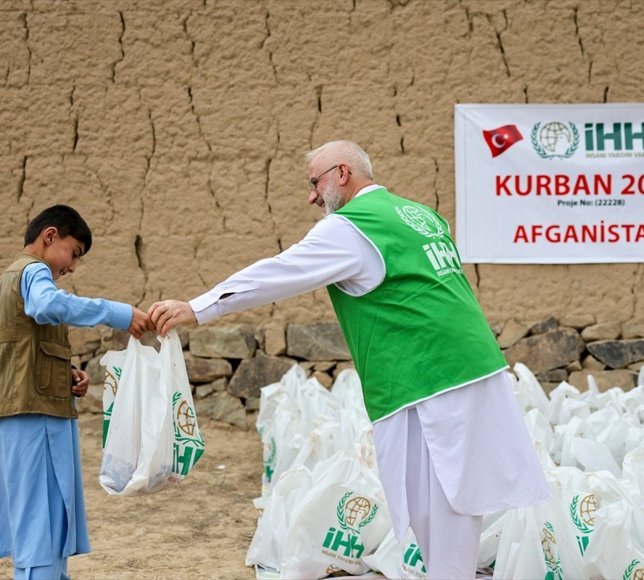 İHH bu yıl 61 ülkede 3,5 milyon kişiye kurban eti ulaştırmayı hedefliyor