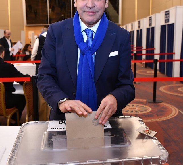 İstanbul Hazır Giyim ve Konfeksiyon İhracatçıları Birliği başkanlığına Mustafa Paşahan seçildi