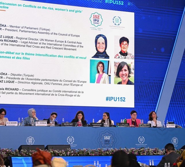 Kadın Parlamenterler Forumu ikinci oturumu yapıldı