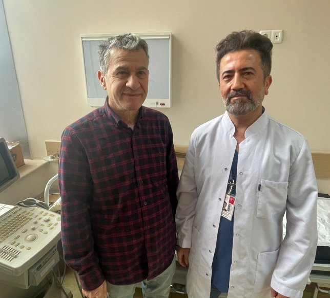 Kalp kriziyle gittiği hastanede prostat kanseri olduğunu öğrenen kişi sağlığına kavuştu