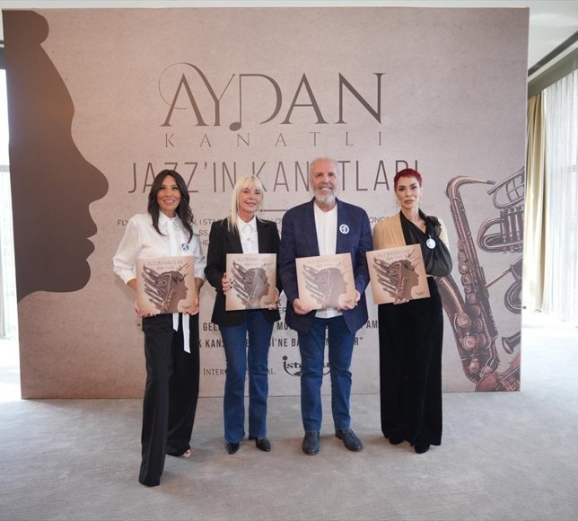 Kanserle mücadeleye destek amacıyla hazırlanan 'Jazz'ın Kanatları' albümünün lansmanı İstanbul'da gerçekleştirildi