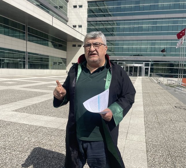 Kartalkaya'daki otel yangınında 8 yakınını kaybeden avukat Yüksel Gültekin'den basın açıklaması