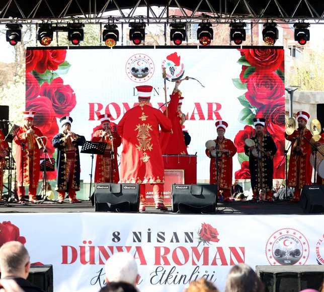 Kırklareli'nde '8 Nisan Romanlar Günü'nde etkinlik düzenlendi