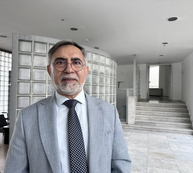 Konya'da uzun yıllar sema ayinişeriflerinde görev alan postnişin emekli oldu