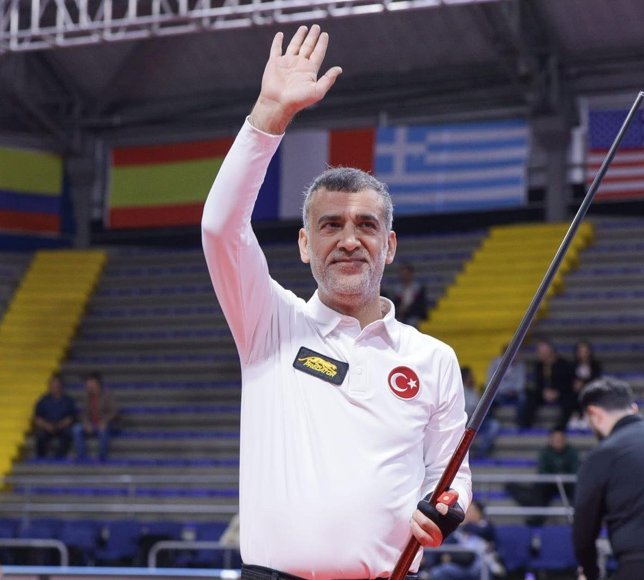 Milli bilardocu Tayfun Taşdemir, Kolombiya'da bronz madalya kazandı