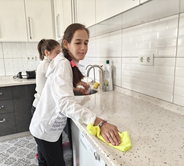 Muş'ta özel gereksinimli öğrencilere ev ortamında yaşam becerisi eğitimi veriliyor