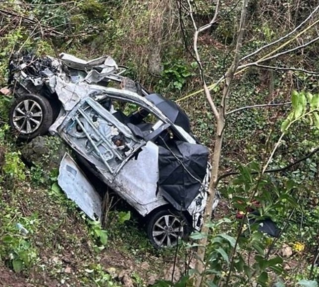 Ordu'da yamaçtan yuvarlanan otomobildeki baba ile kızı öldü
