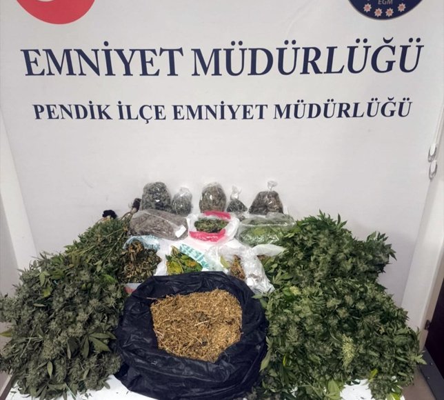 Pendik'te uyuşturucu operasyonunda yakalanan 2 şüpheli tutuklandı