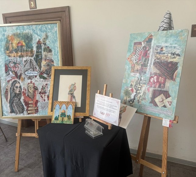 Ressam İlhami Atalay'ın öğrencilerinin 'Ustanın İzinde: Yama Yama' sergisi açıldı