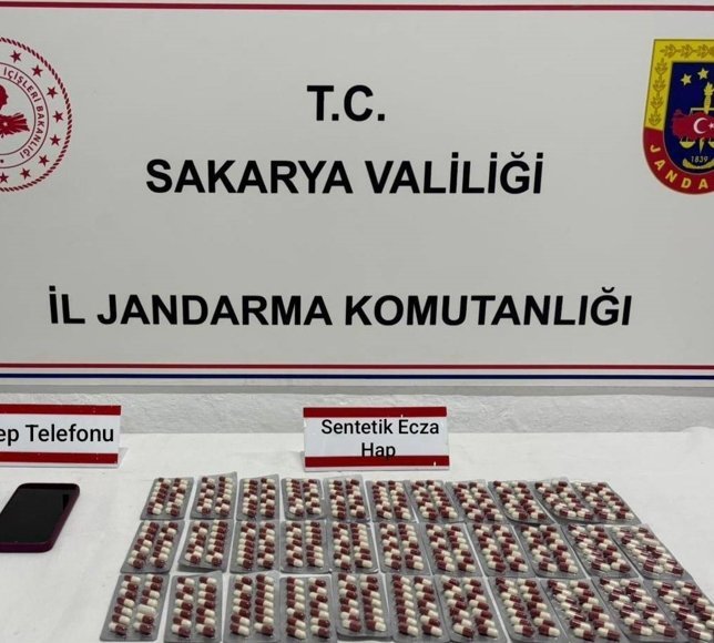 Sakarya'da düzenlenen uyuşturucu operasyonunda 4 zanlı tutuklandı