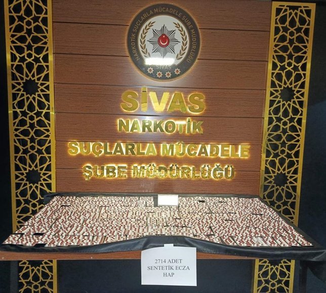 Sivas'ta uyuşturucu operasyonunda 4 şüpheli tutuklandı