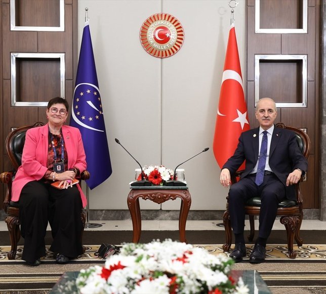 TBMM Başkanı Kurtulmuş, AKPM Başkanı Bayr ile görüştü