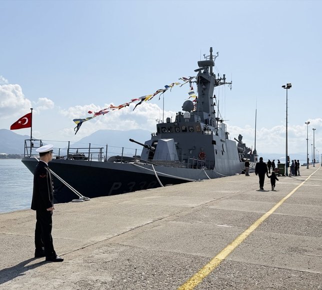 TCG Bora hücumbotu Alanya'da ziyarete açıldı