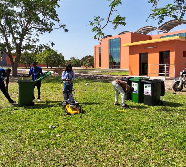 TİKA, Gambiya Üniversitesinde 'Kampüste Sıfır Atık Projesi'ni başlattı