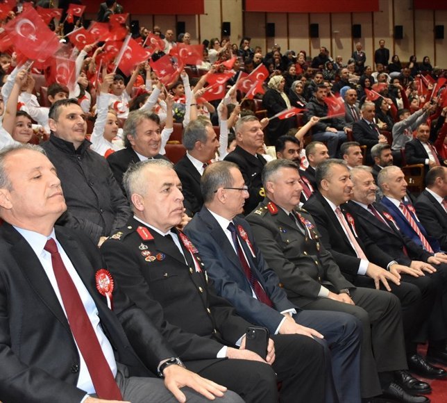 Trabzon ve çevre illerde 23 Nisan Ulusal Egemenlik ve Çocuk Bayramı kutlandı
