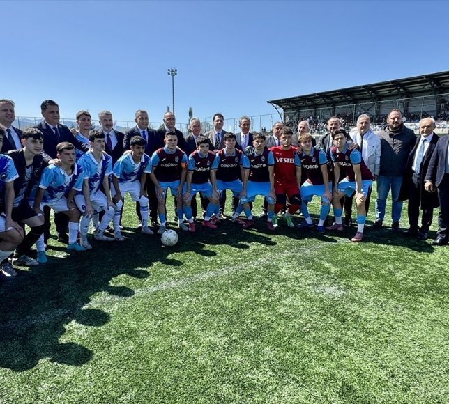 Trabzon'da TÜGVA GençLig Liseler Arası Futbol Turnuvası başladı