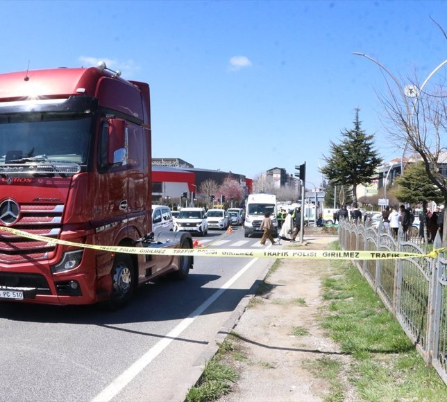 Yozgat'ta tırın çarptığı yaya öldü