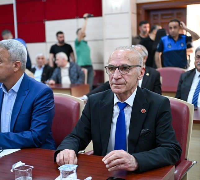 Yüreğir Belediye Başkan Vekili CHP'li Cafer Boyraz oldu