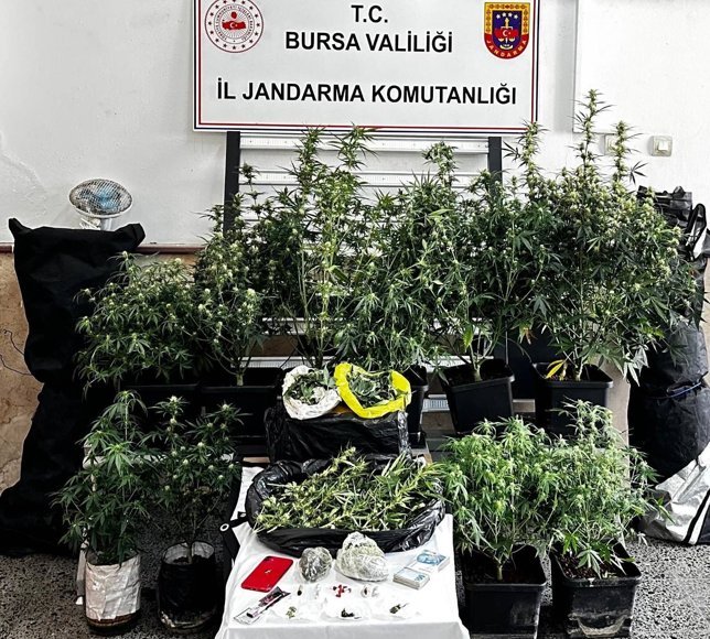 Bursa'da uyuşturucu operasyonunda yakalanan zanlı tutuklandı