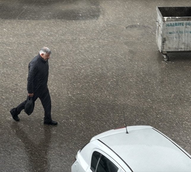 Gaziantep, Şanlıurfa ve Kilis'te sağanak etkili oldu