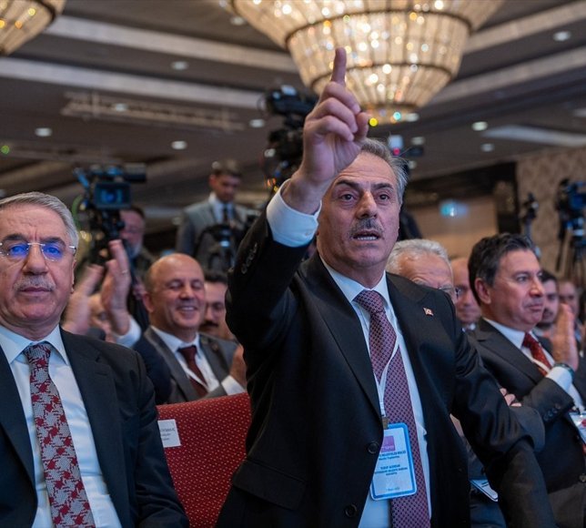TBB'nin yeni yönetim seçimi öncesinde arbede yaşandı