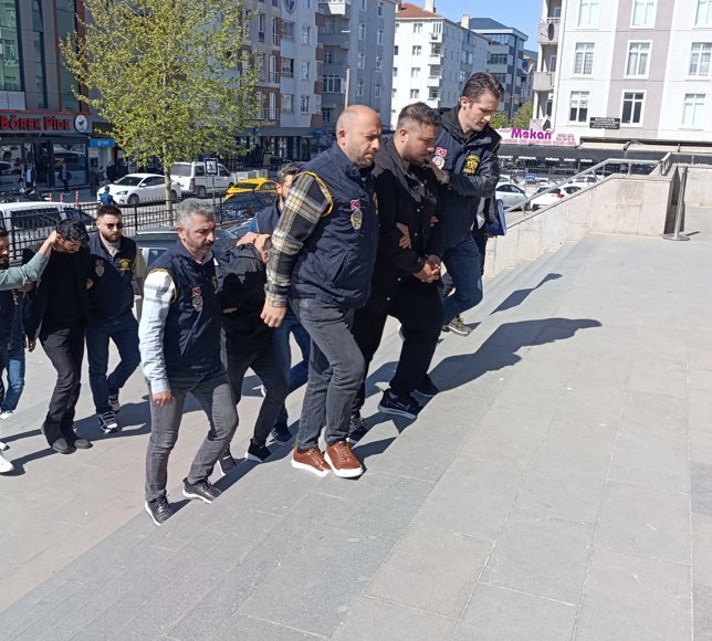 Tekirdağ'da telefon dolandırıcılığı yapan 3 şüpheli yakalandı