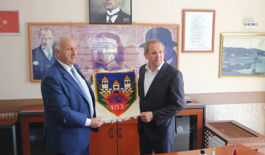 Sancak heyetinden Ayvalık, Burhaniye ve Bergama’ya ziyaret