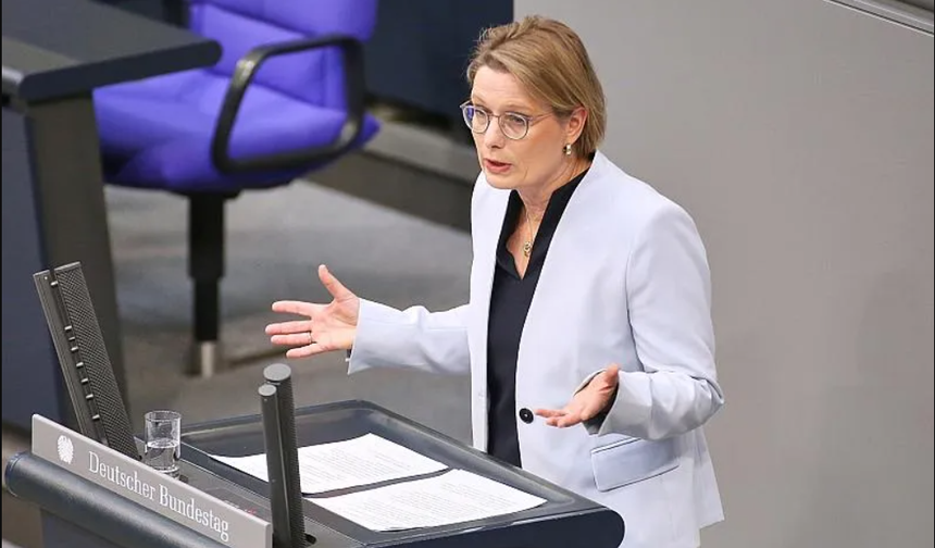Hubig'ten Dobrindt'e Mahkeme Kararı Sonrası Sert Mesaj
