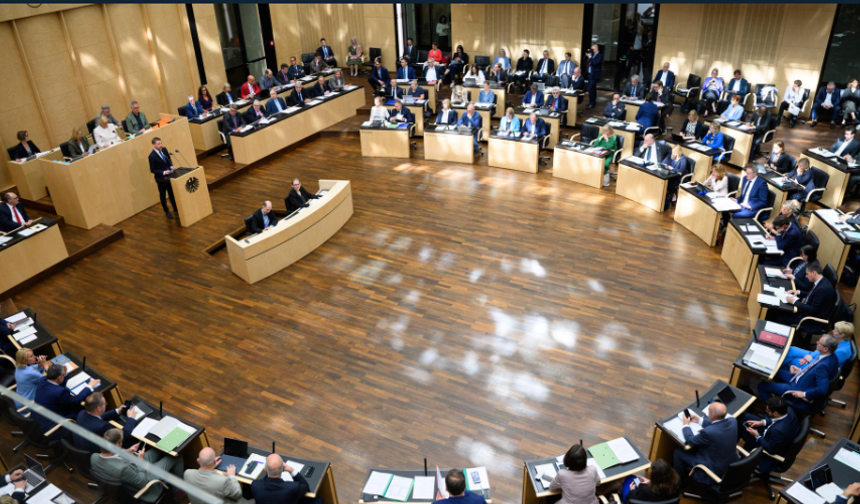 Eyaletlerden Vergi İndirimi Planına Şartlı Destek