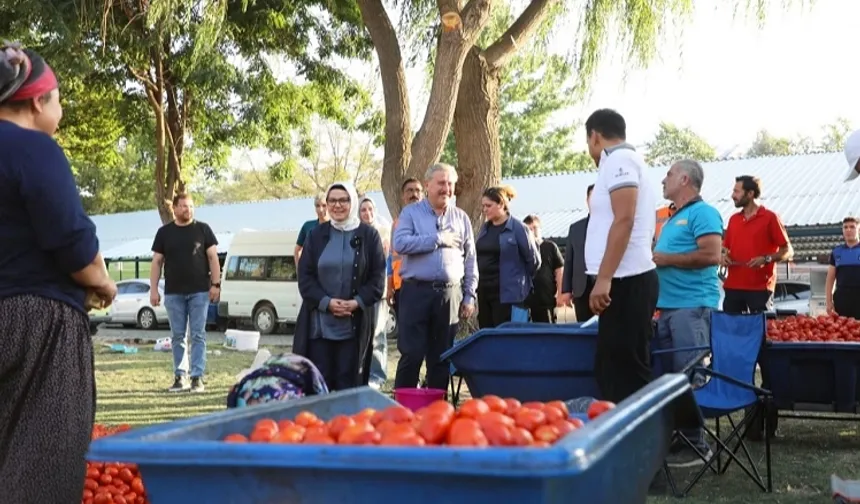 Ayşe Böhürler Salça Günleri'ne katıldı