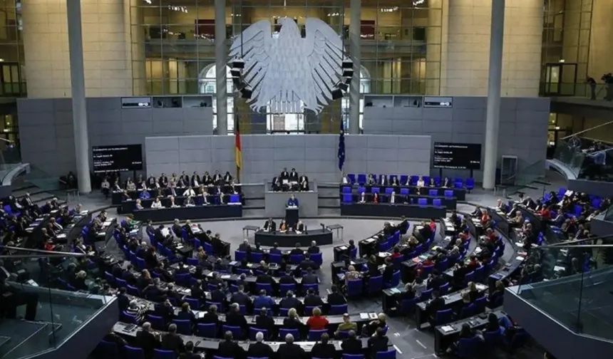 Almanya'da Sol Parti'den hükümete Filistin'i tanıma çağrısı